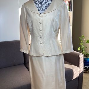 Maggy London Ivory Two-Piece Silk Suit - Size 8, EUC